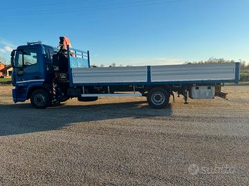 Eurocargo 120E25 Gru FASSI F90 cassone fisso