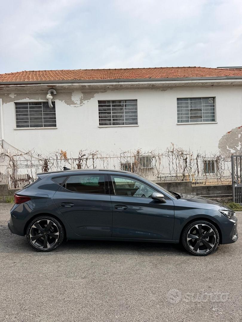 Cupra Leon 2025 photo 4