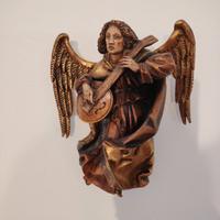 angelo in legno scolpito a mano 