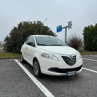 Lancia Y