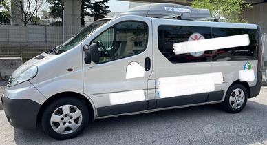 Opel Vivaro 2.5 Cdti - 2011