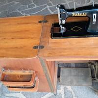 macchina da cucire Jarvis