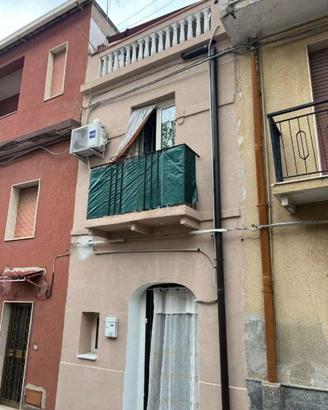 Casa indipendente di 67 m² con 2 locali a Scilla