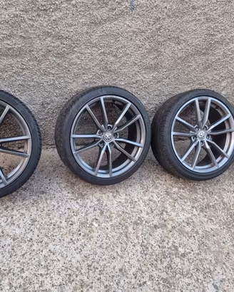 Set cerchi in lega Pretoria originali 19 pollici