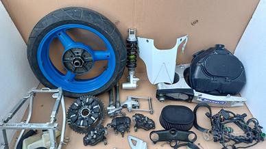 ricambi suzuki gsx600 r 750 srad 97-00 spedisco