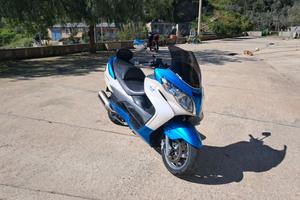 Suzuki burgman 400