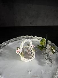 Vecchio cestino in ceramica marchiato Capodimonte.