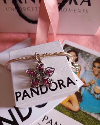 Pandora charm fiore 