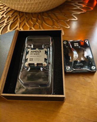 Processore CPU AMD Ryzen 7 9850X3D 8C/16T AM5 Zen5