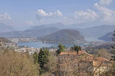 Villetta a schiera di 99 m² con più di 5 locali e 