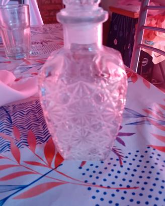 bottiglia vintage per liquori in vetro pressato 