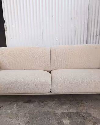 divano Cassina Met 250 da rifoderare 