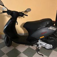 zip piaggio