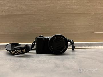 Sony A5100 + 16-50mm