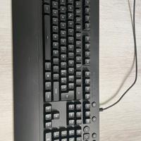 Tastiera Logitech g213