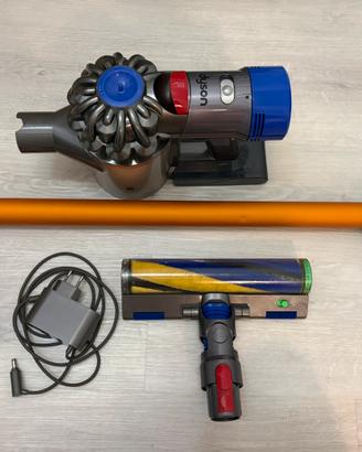 Dyson v8