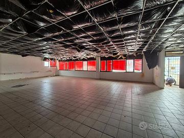 Immobile di 236 m² a Castel del Piano