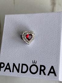 Charm Pandora Cuore Rosso e Pavè 799218C02