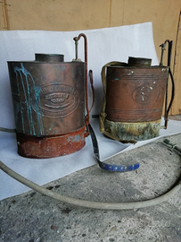 Vecchia pompa a spalla