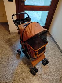 Passeggino per cani di piccola taglia 