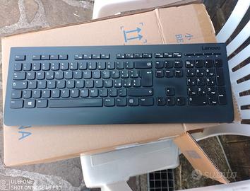 Tastiera Lenovo usata.