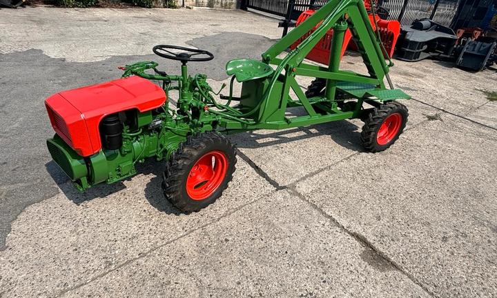 T45 TRATTORINO GOLDONI 4×4 CON GRU IDRAULICO