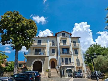 Rif.78 Appartamento in Villa Storica Grottaferrata