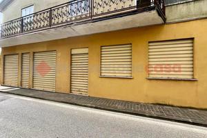 Negozio Alonte [RIF. LOC.A01ACG]