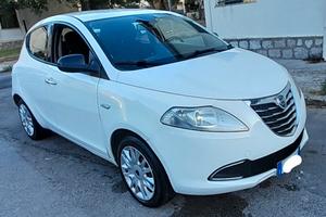 Lancia Ypsilon 1.3 MJT 16V 95 CV 5 porte S&S Plati