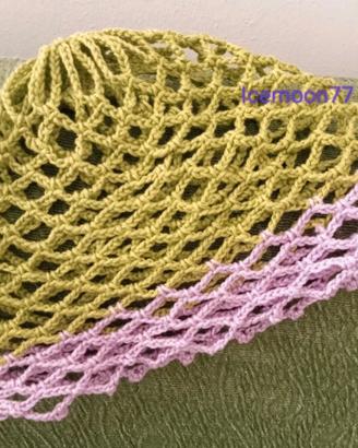 Mesh hat uncinetto in cotone verde e rosa 