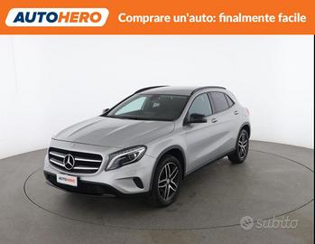 MERCEDES-BENZ GLA 200 DU32185