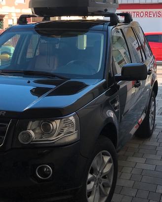 Barre aerodinamiche Thule complete per Freelander2