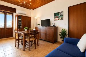 Bilocale con cortile
