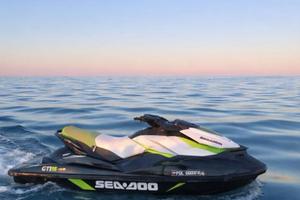 Jet ski sea doo