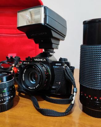 YASHICA SUPERACCESSORIATA