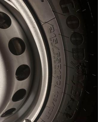 4gomme nuove furgone rinforzate