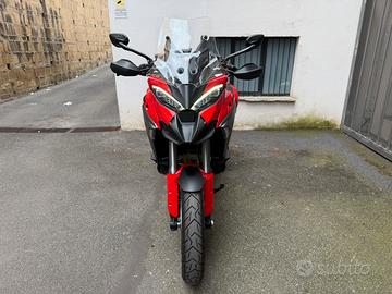 Ducati Multistrada V4S Travel & Radar