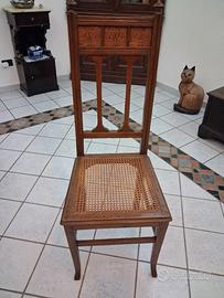 Sedia modello antico in legno