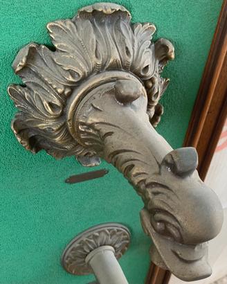 Bocca di erogazione con rosone