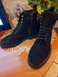 Stivaletti neri in pelle di cervo made in Italy 