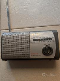 radio portatile SONY funzionante 