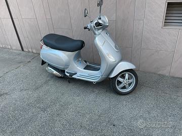 Vespa  LX 125 2007