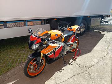 Honda CBR 1000RR Fireblade Ufficiale Repsol
