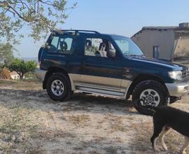 MITSUBISHI Pajero ('82-'00) - 2000