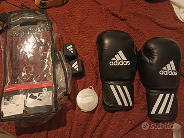 guantoni da boxe 8 once con paradenti e fasce