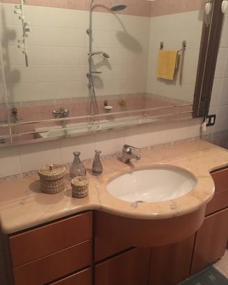 Mobile bagno ciliegio e marmo ROSA