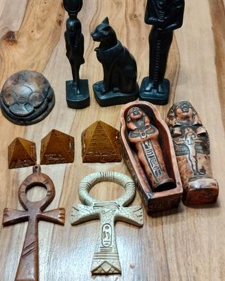 lotto statuette egiziane