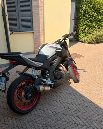 yamaha mt125
