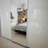 Armadio a tre ante scorrevoli