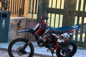 Pit bike 125